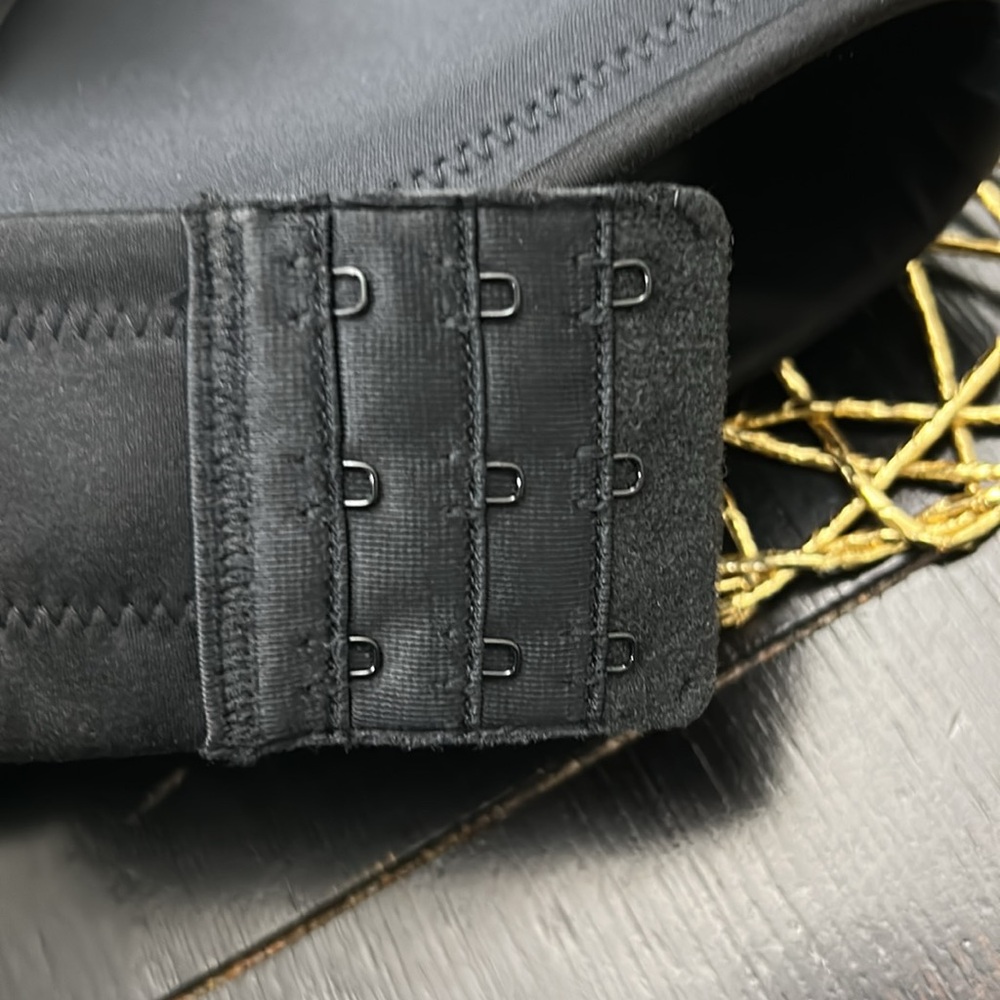 NWT New Wacoal Black Staying Power Strapless Convertible Bra Size 34C - Picture 6 of 8